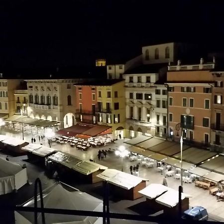 Apartament Bilocale Via Imola 4 Werona Zewnętrze zdjęcie