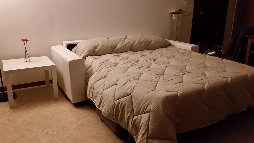 Apartament Bilocale Via Imola 4 Werona Zewnętrze zdjęcie