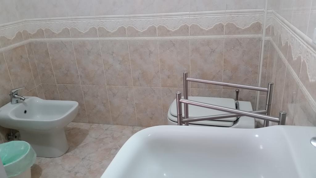 Apartament Bilocale Via Imola 4 Werona Zewnętrze zdjęcie